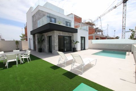 Villa i Pilar de la Horadada, Alicante - foto 1